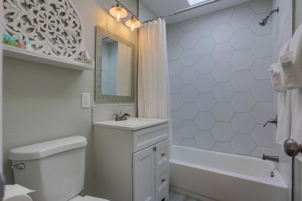 Virtual tour photo 44 of 56 for 803 San Luis Obispo Pl