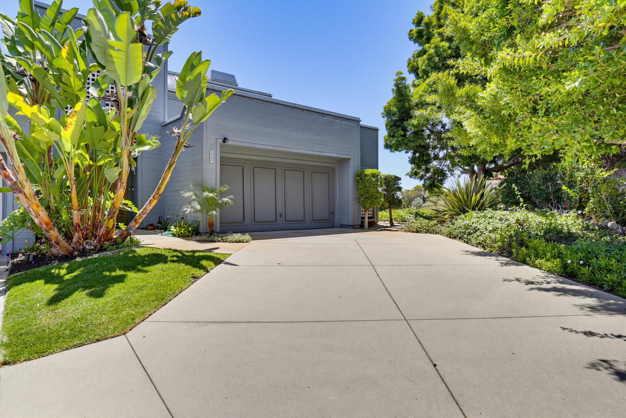 Virtual tour photo 4 of 49 for 803 Spindrift Dr