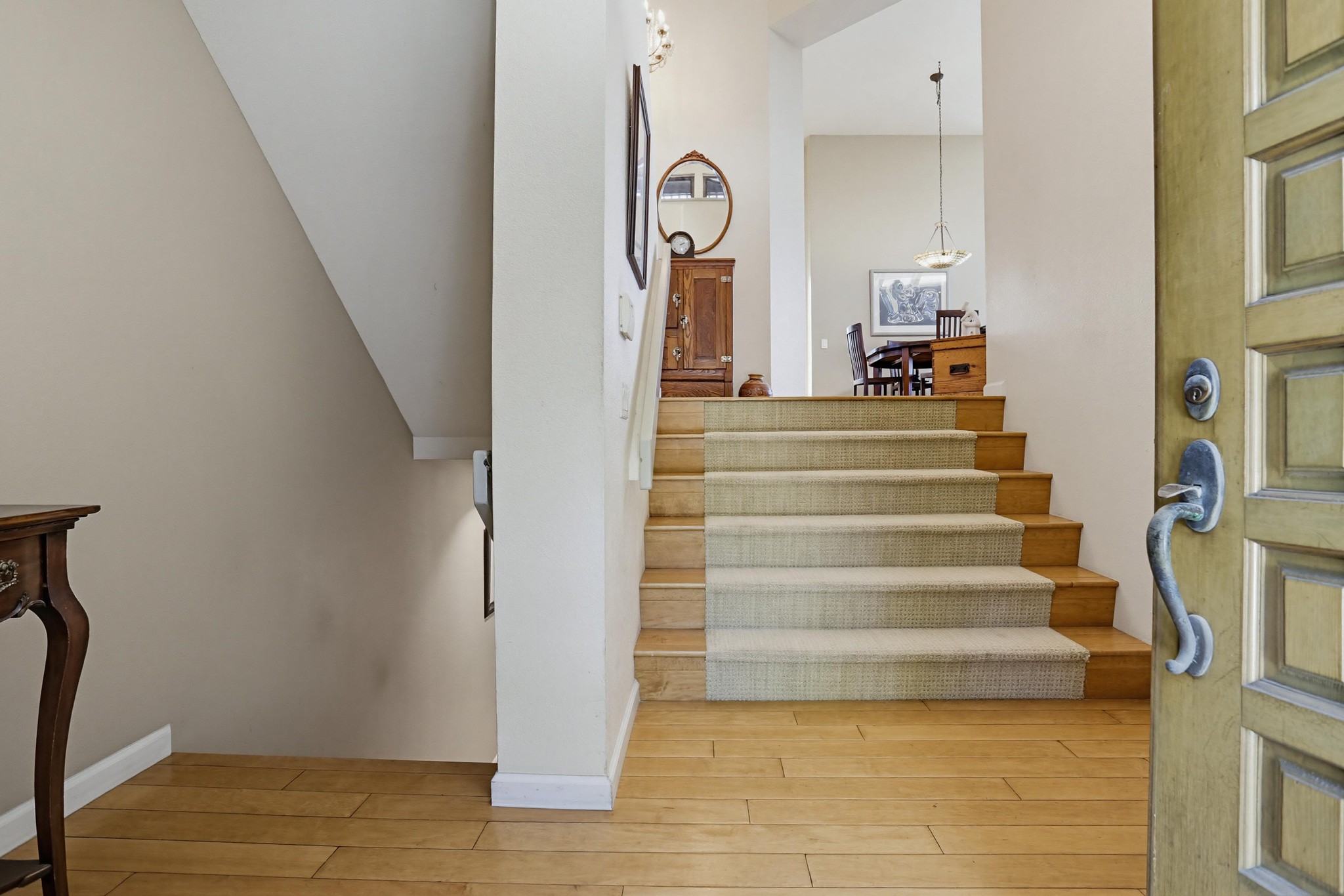Virtual tour photo 5 of 49 for 803 Spindrift Dr