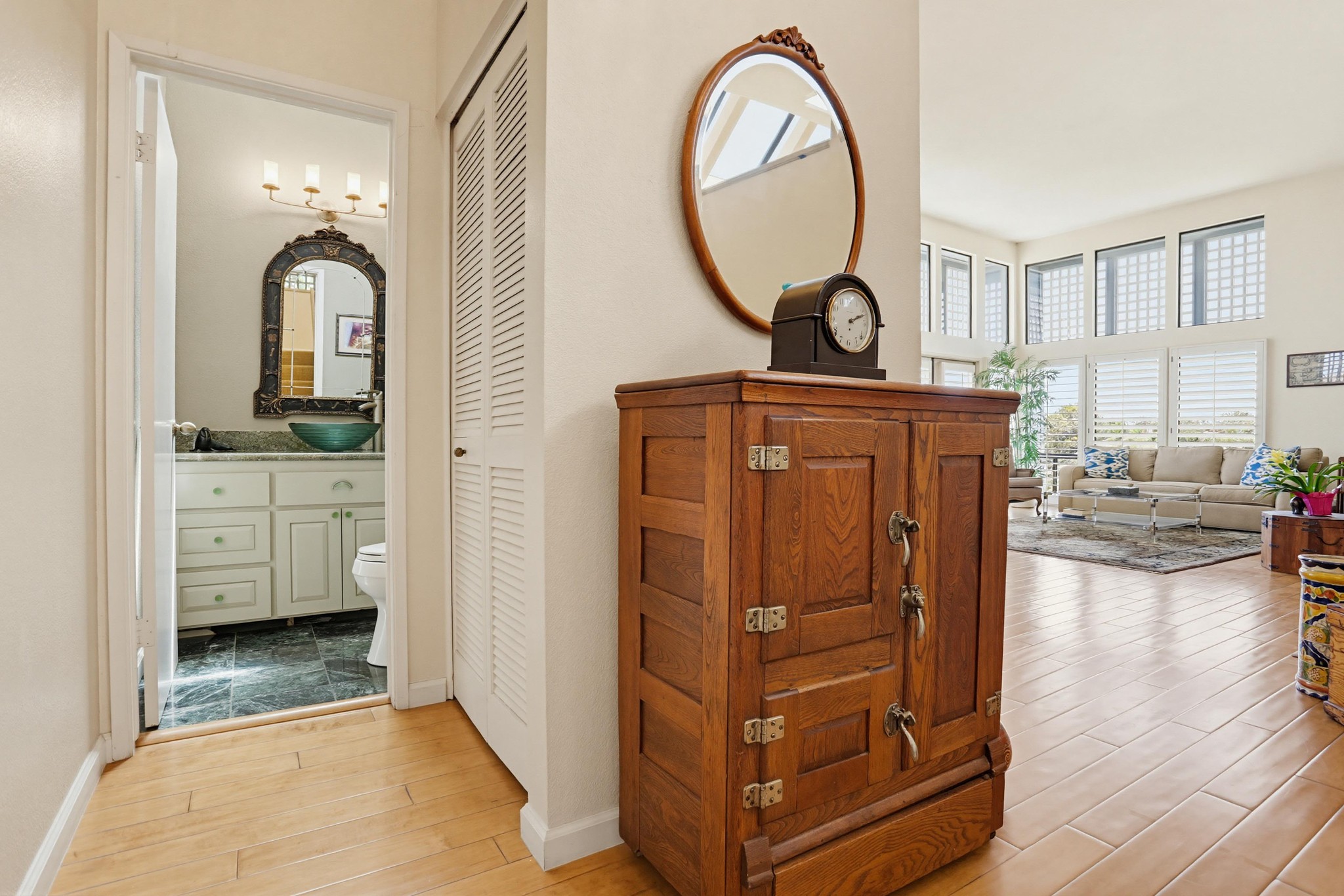 Virtual tour photo 26 of 49 for 803 Spindrift Dr