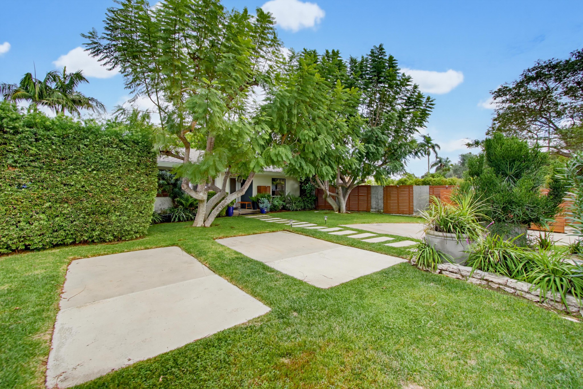 Virtual tour photo 6 of 129 for 8031 La Jolla Scenic Dr N