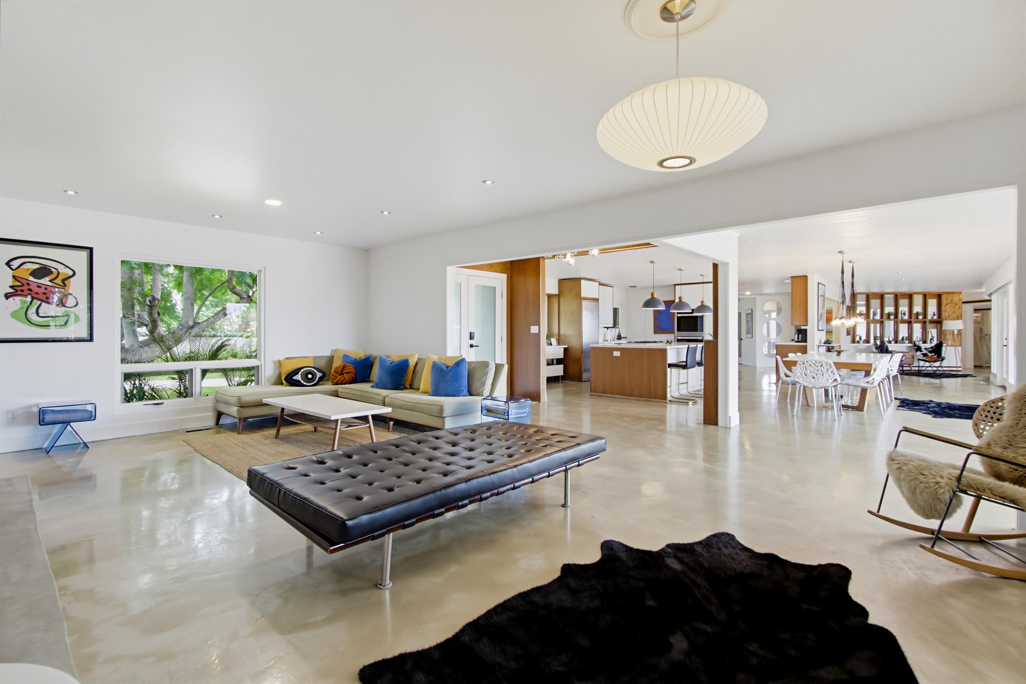 Virtual tour photo 9 of 129 for 8031 La Jolla Scenic Dr N