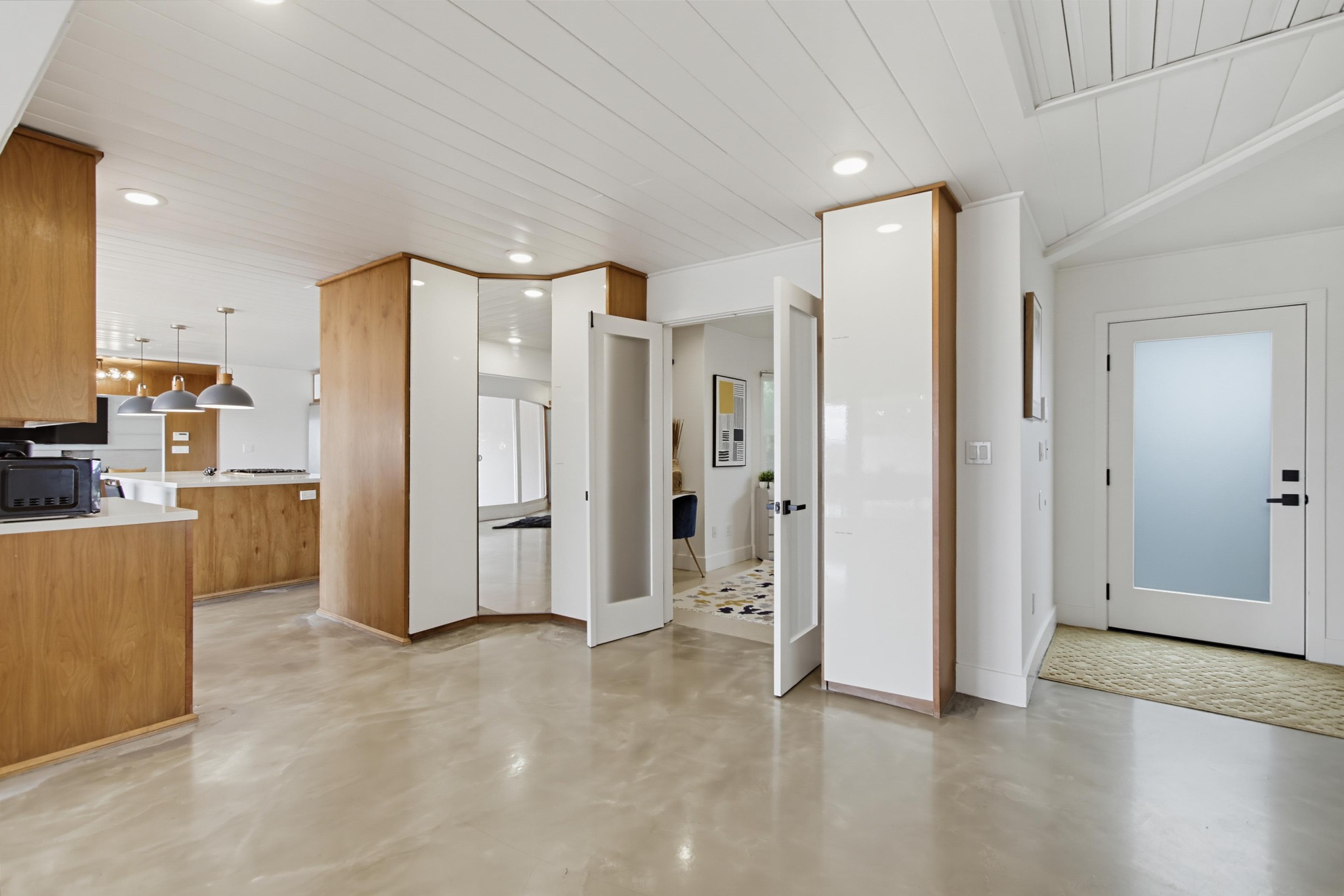 Virtual tour photo 24 of 129 for 8031 La Jolla Scenic Dr N
