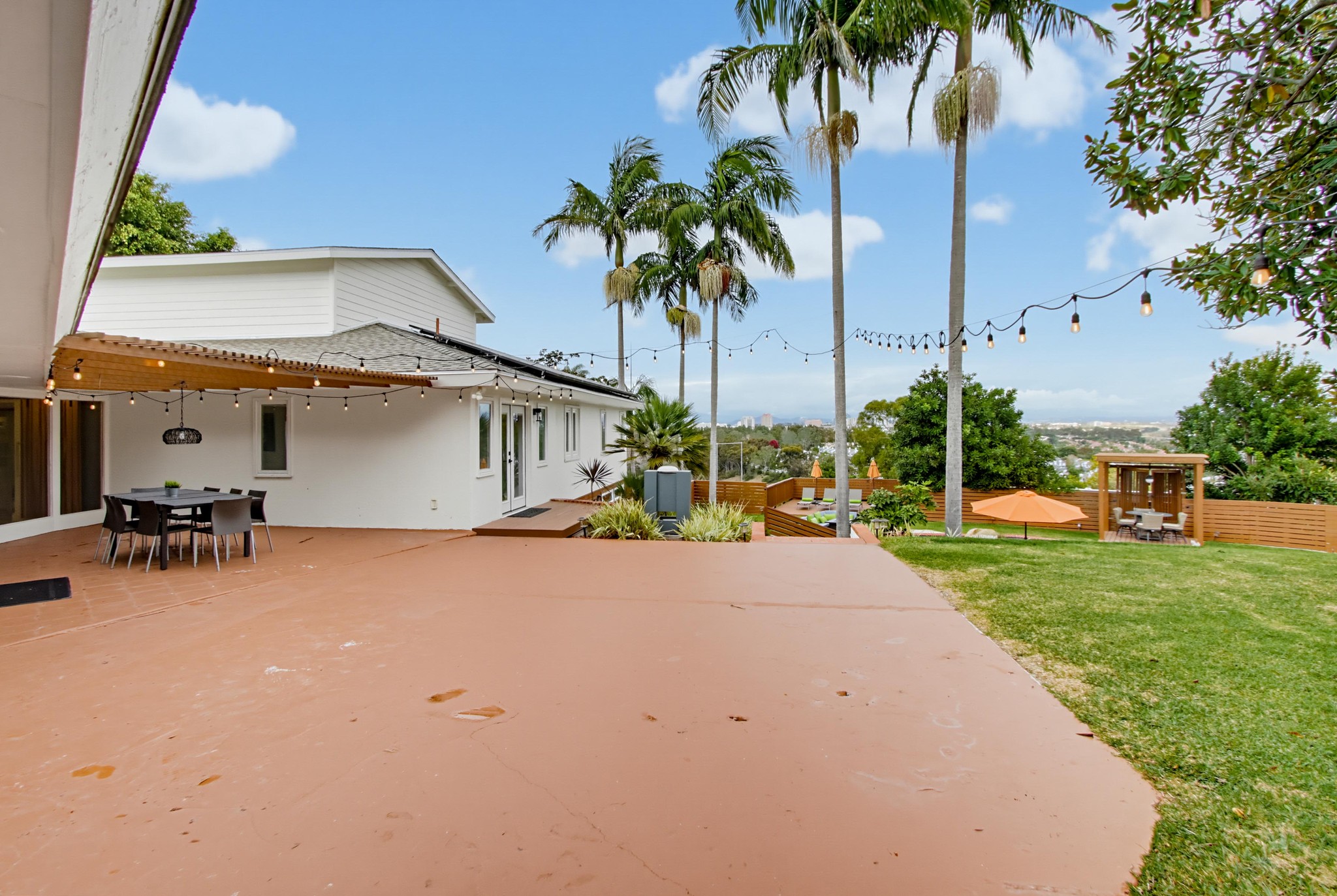 Virtual tour photo 71 of 129 for 8031 La Jolla Scenic Dr N