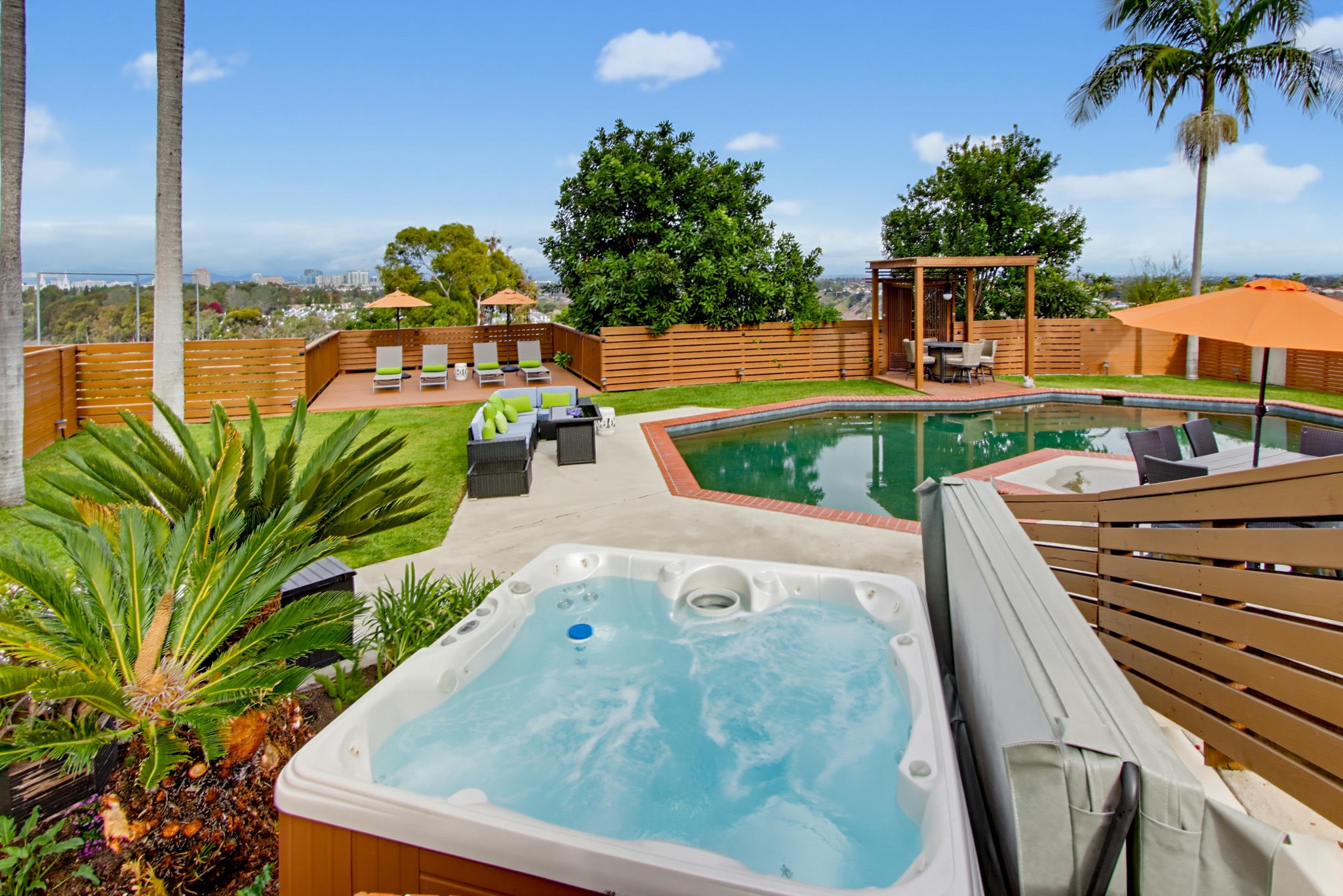 Virtual tour photo 79 of 129 for 8031 La Jolla Scenic Dr N