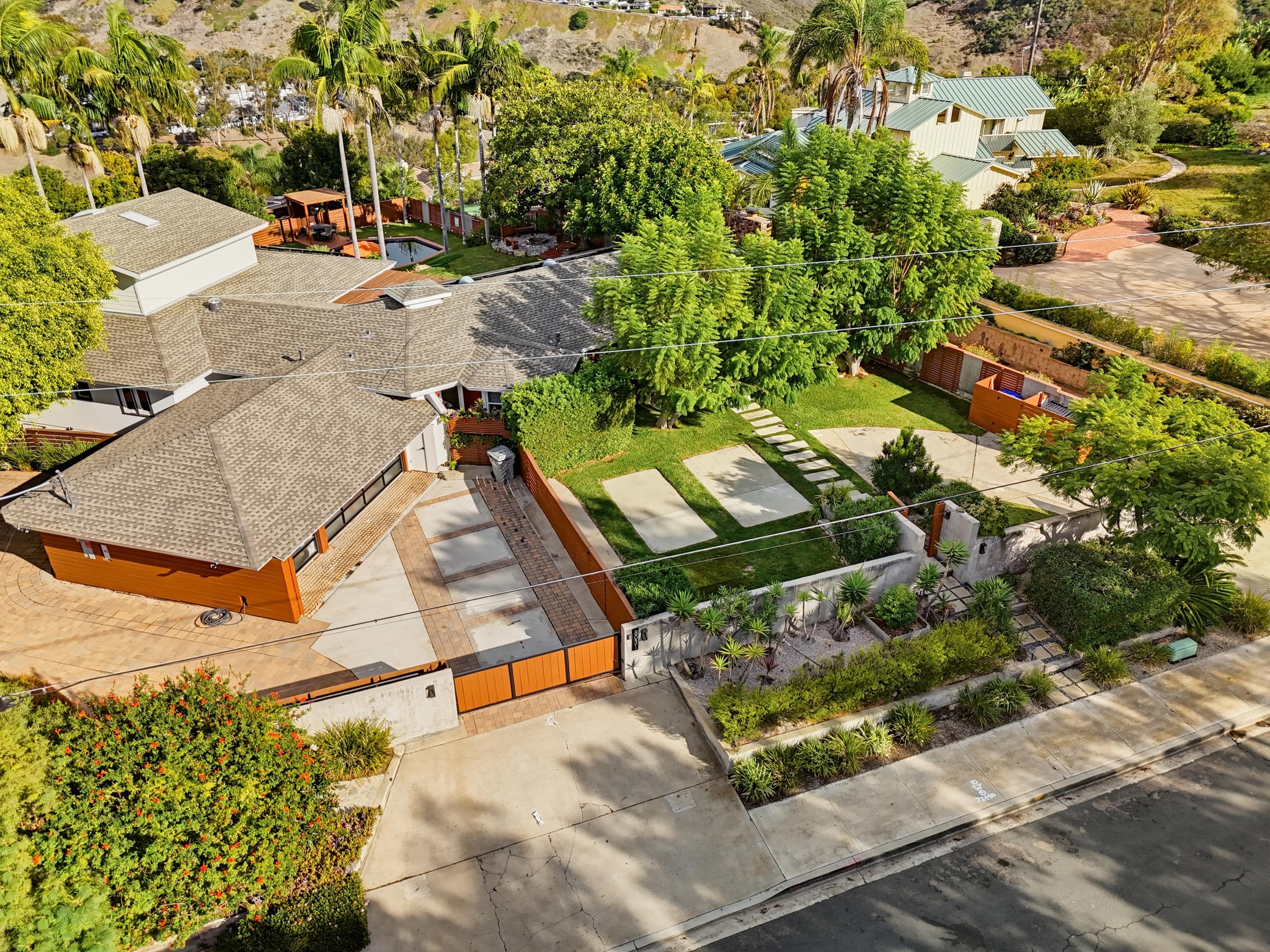 Virtual tour photo 95 of 129 for 8031 La Jolla Scenic Dr N