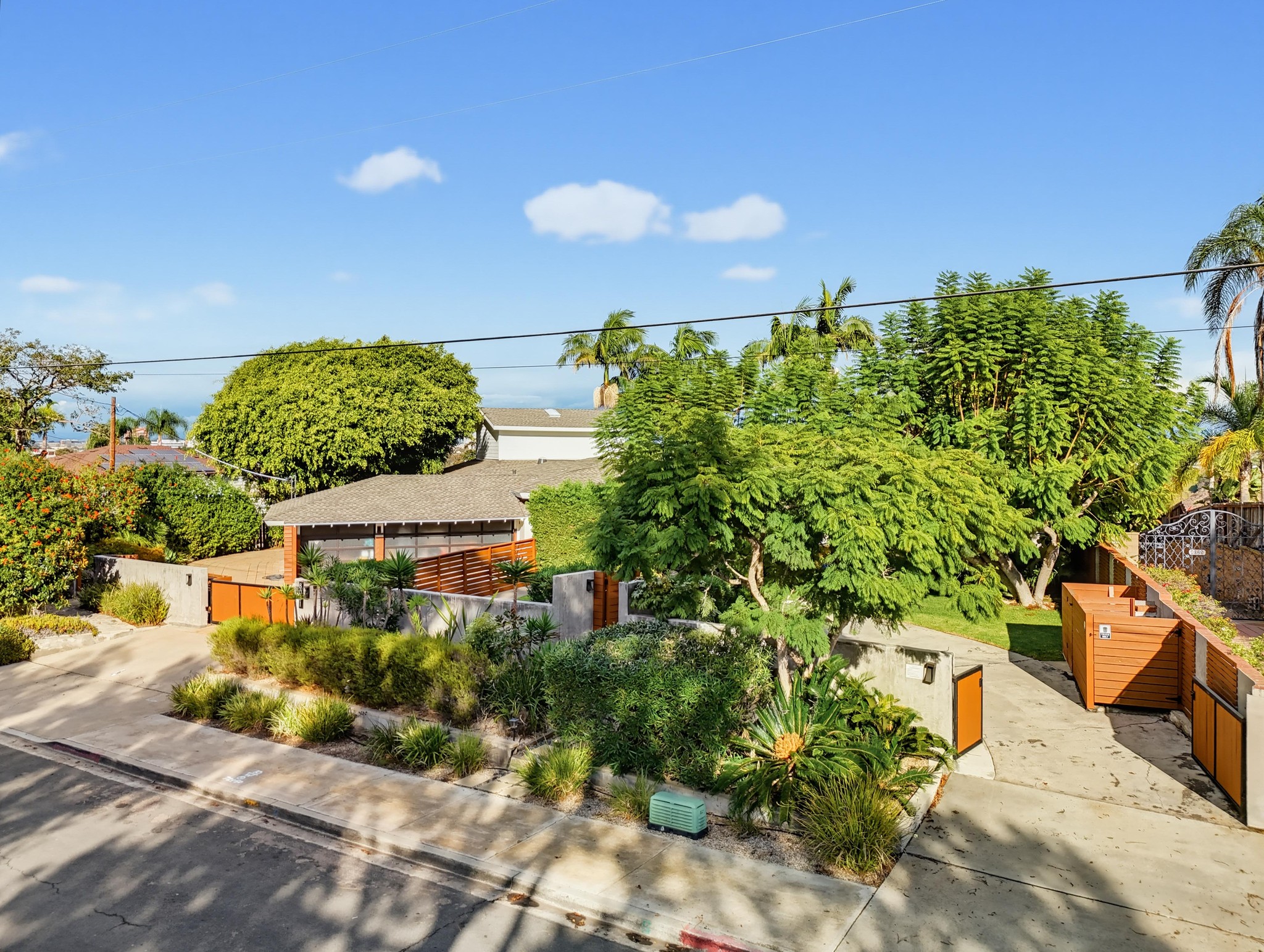Virtual tour photo 98 of 129 for 8031 La Jolla Scenic Dr N