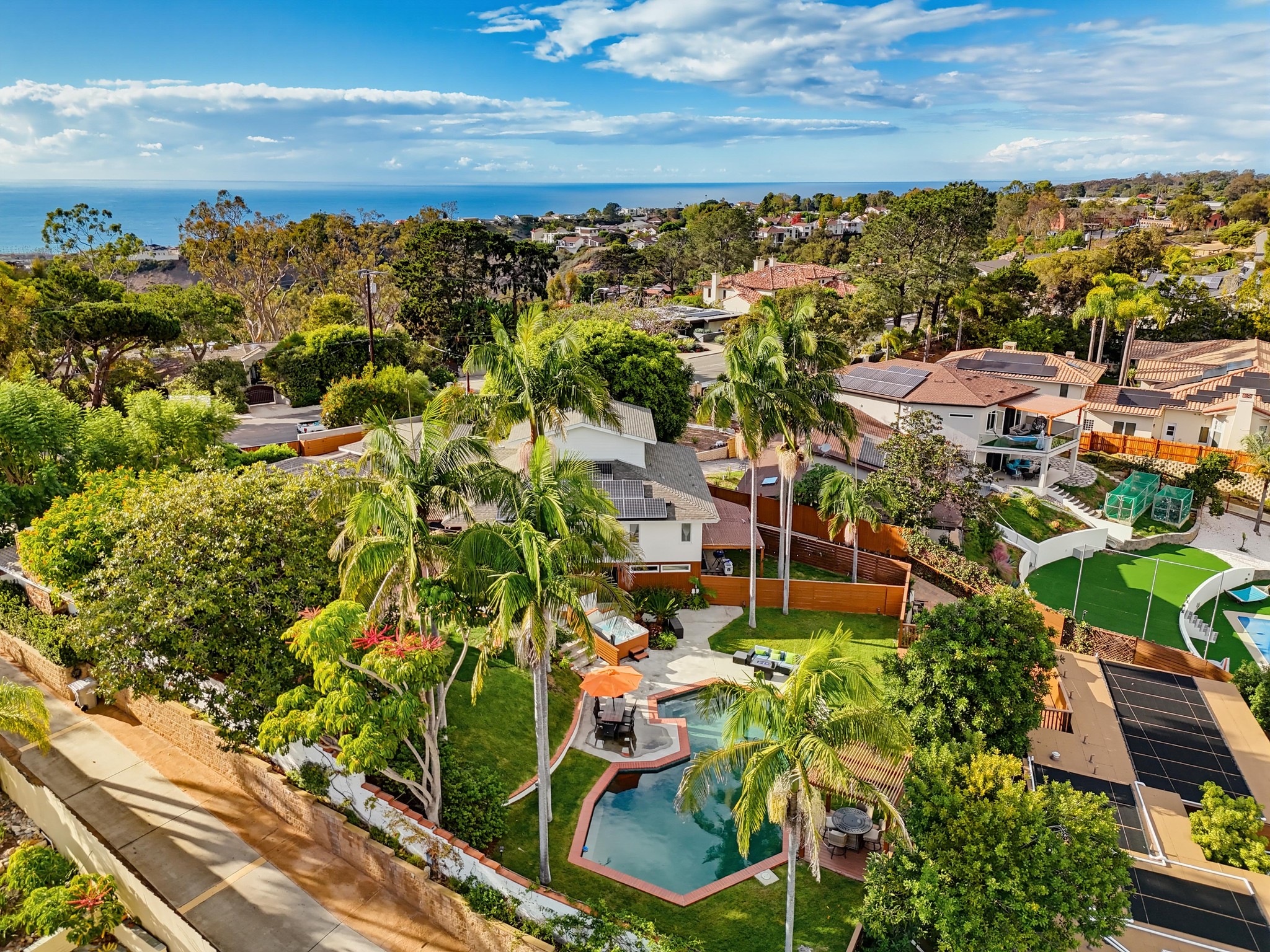 Virtual tour photo 100 of 129 for 8031 La Jolla Scenic Dr N