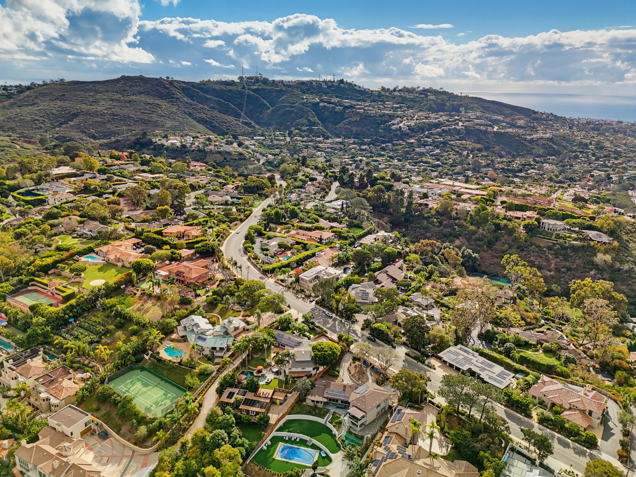 Virtual tour photo 107 of 129 for 8031 La Jolla Scenic Dr N