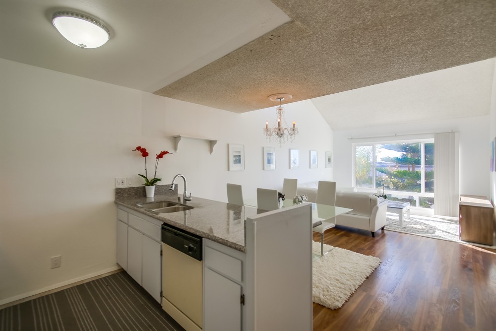 Virtual tour photo 6 of 40 for 8034 Linda Vista Rd #2q
