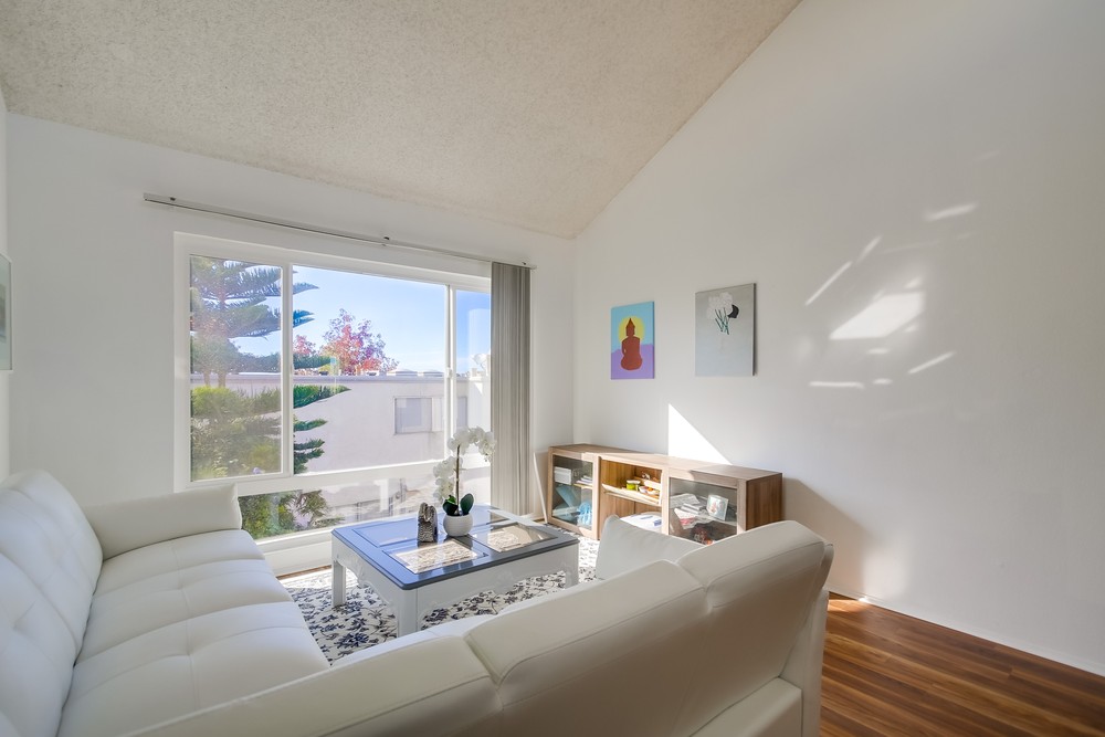 Virtual tour photo 9 of 40 for 8034 Linda Vista Rd #2q