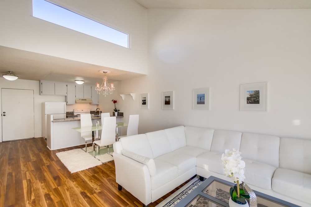 Virtual tour photo 12 of 40 for 8034 Linda Vista Rd #2q