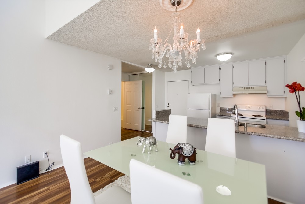 Virtual tour photo 17 of 40 for 8034 Linda Vista Rd #2q