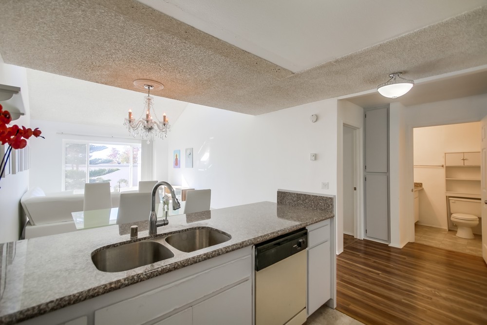 Virtual tour photo 23 of 40 for 8034 Linda Vista Rd #2q