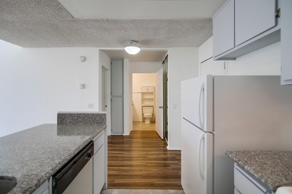 Virtual tour photo 24 of 40 for 8034 Linda Vista Rd #2q