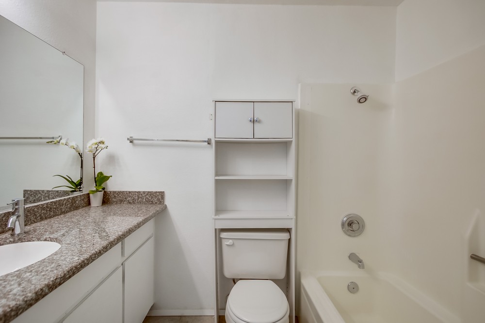 Virtual tour photo 30 of 40 for 8034 Linda Vista Rd #2q