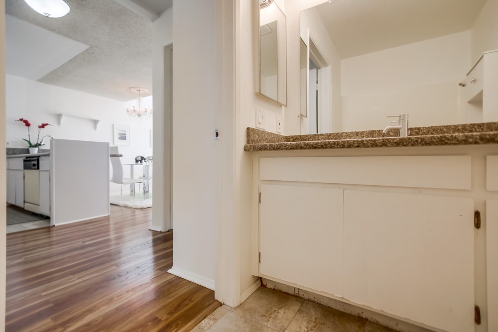 Virtual tour photo 31 of 40 for 8034 Linda Vista Rd #2q