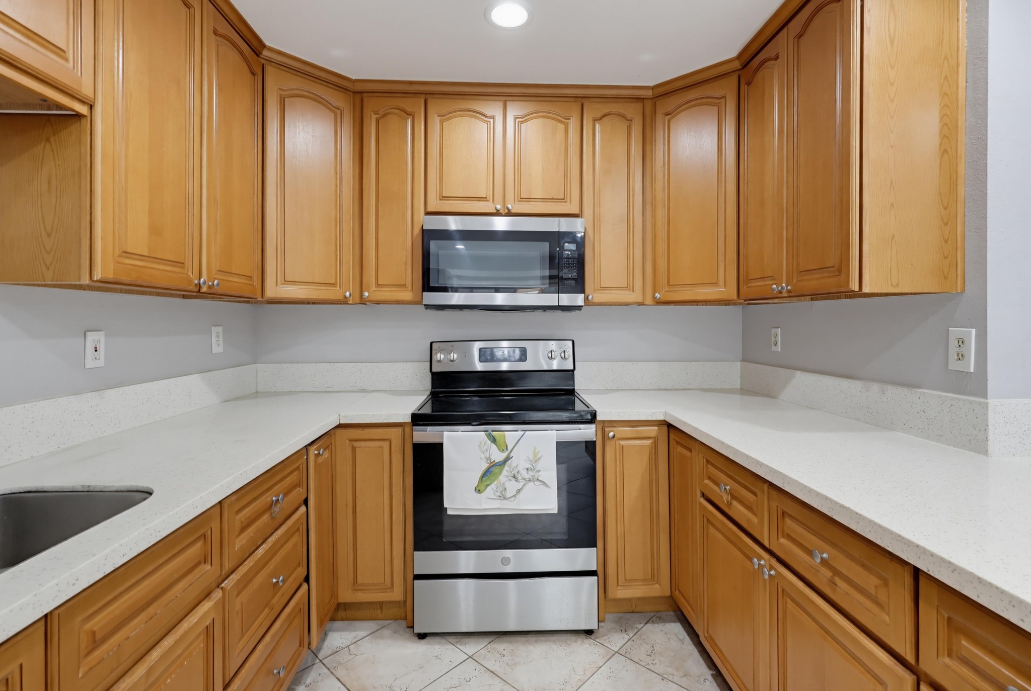 Virtual tour photo 17 of 63 for 8035 Calle Fanita