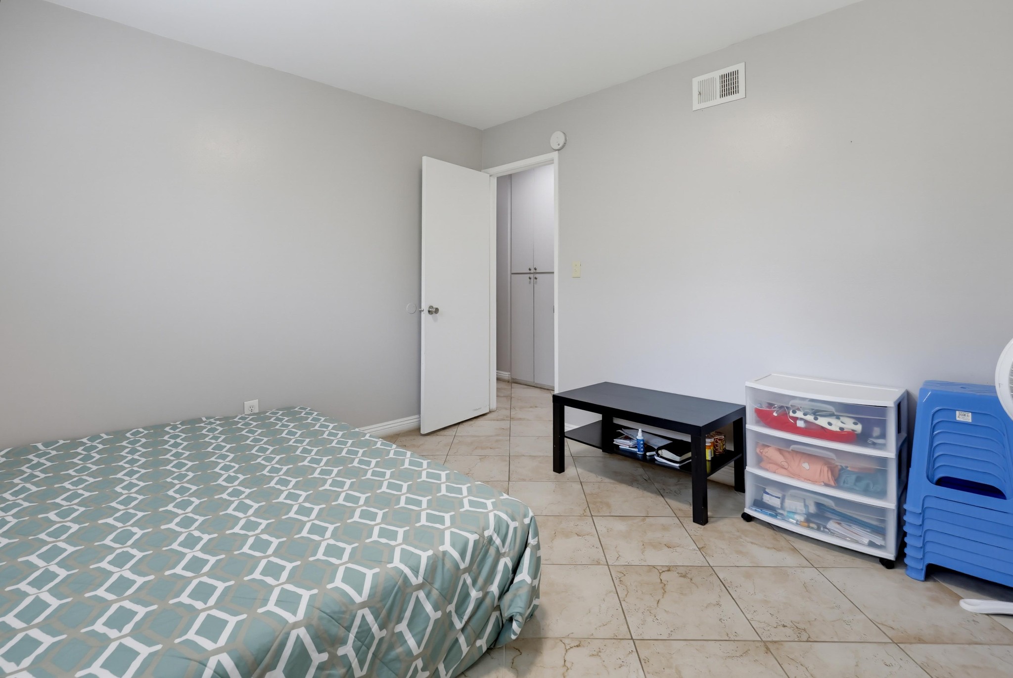 Virtual tour photo 33 of 63 for 8035 Calle Fanita