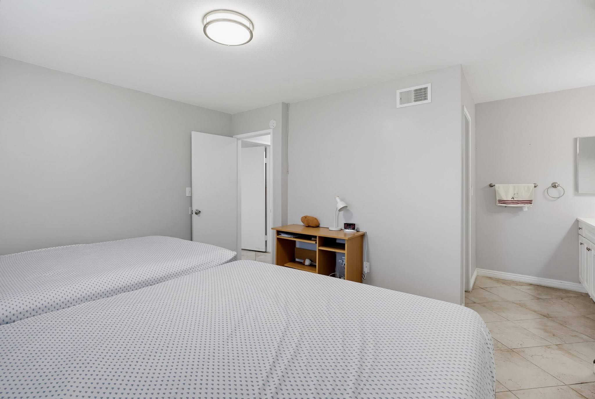 Virtual tour photo 36 of 63 for 8035 Calle Fanita