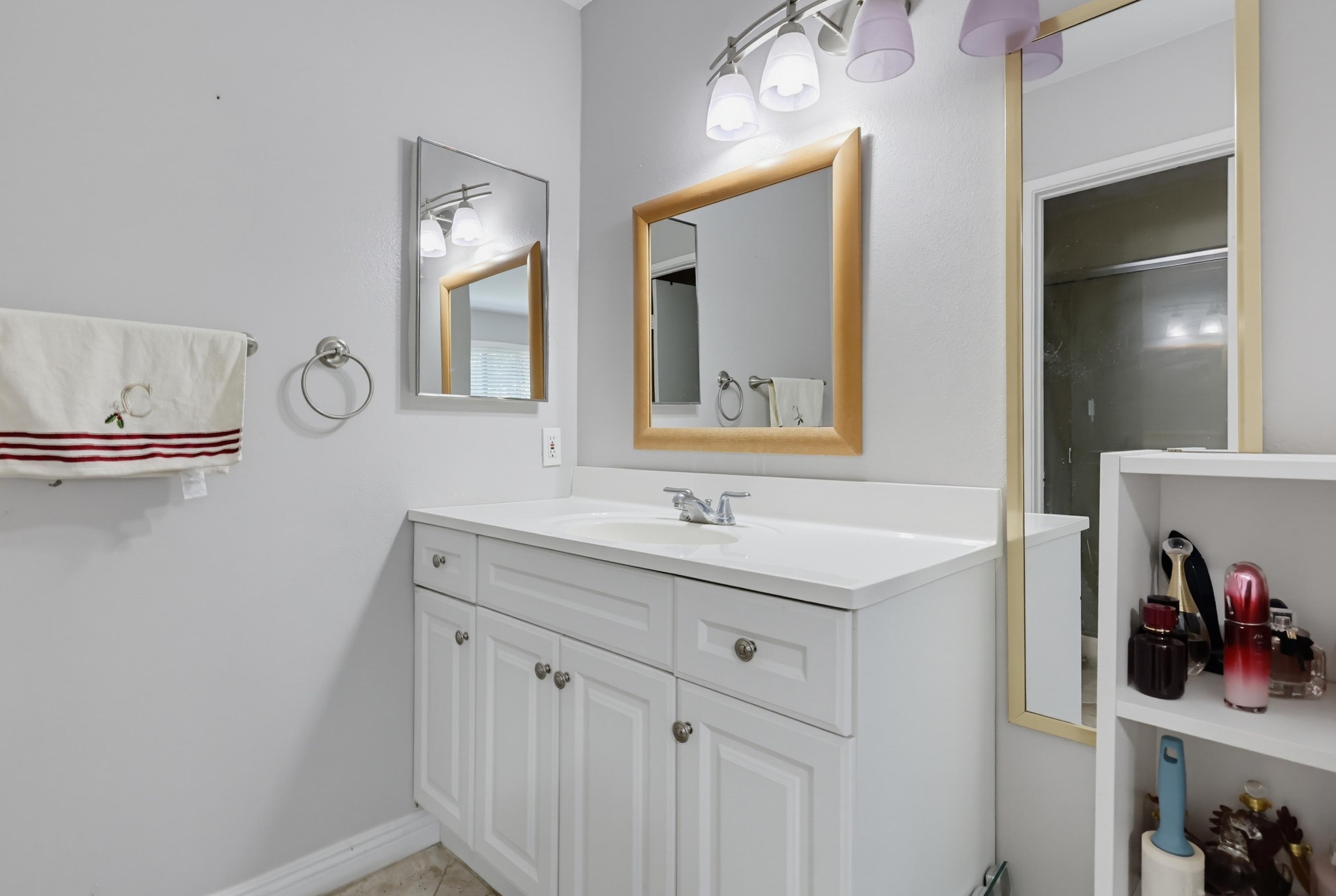 Virtual tour photo 37 of 63 for 8035 Calle Fanita