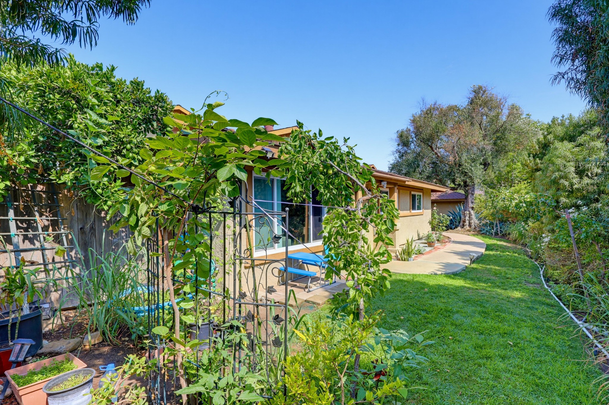 Virtual tour photo 48 of 63 for 8035 Calle Fanita