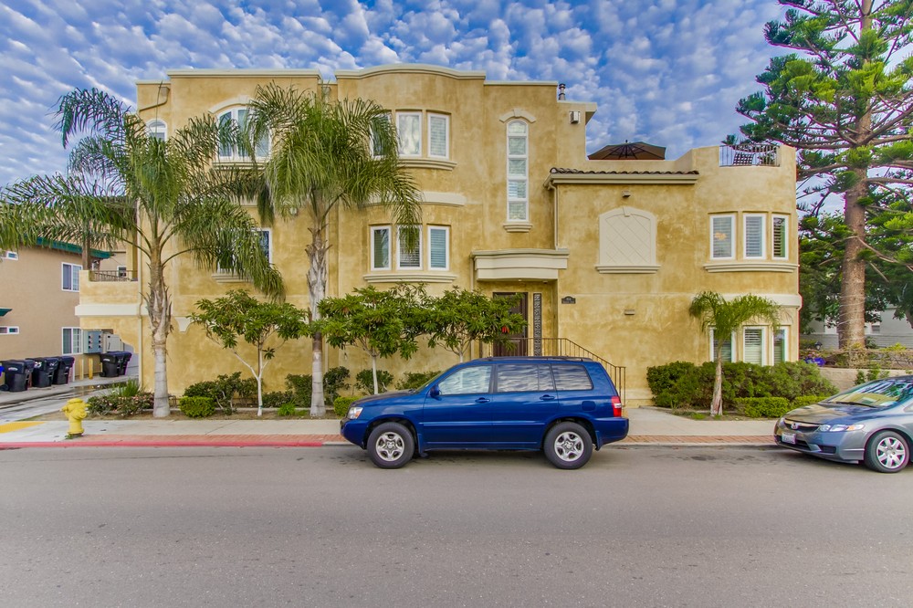 Virtual tour photo 73 of 95 for 804 Coronado Court