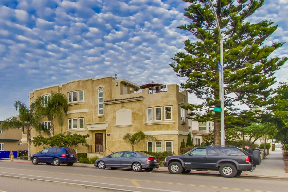 Virtual tour photo 76 of 95 for 804 Coronado Court
