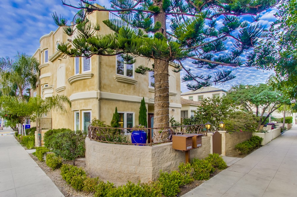 Virtual tour photo 79 of 95 for 804 Coronado Court