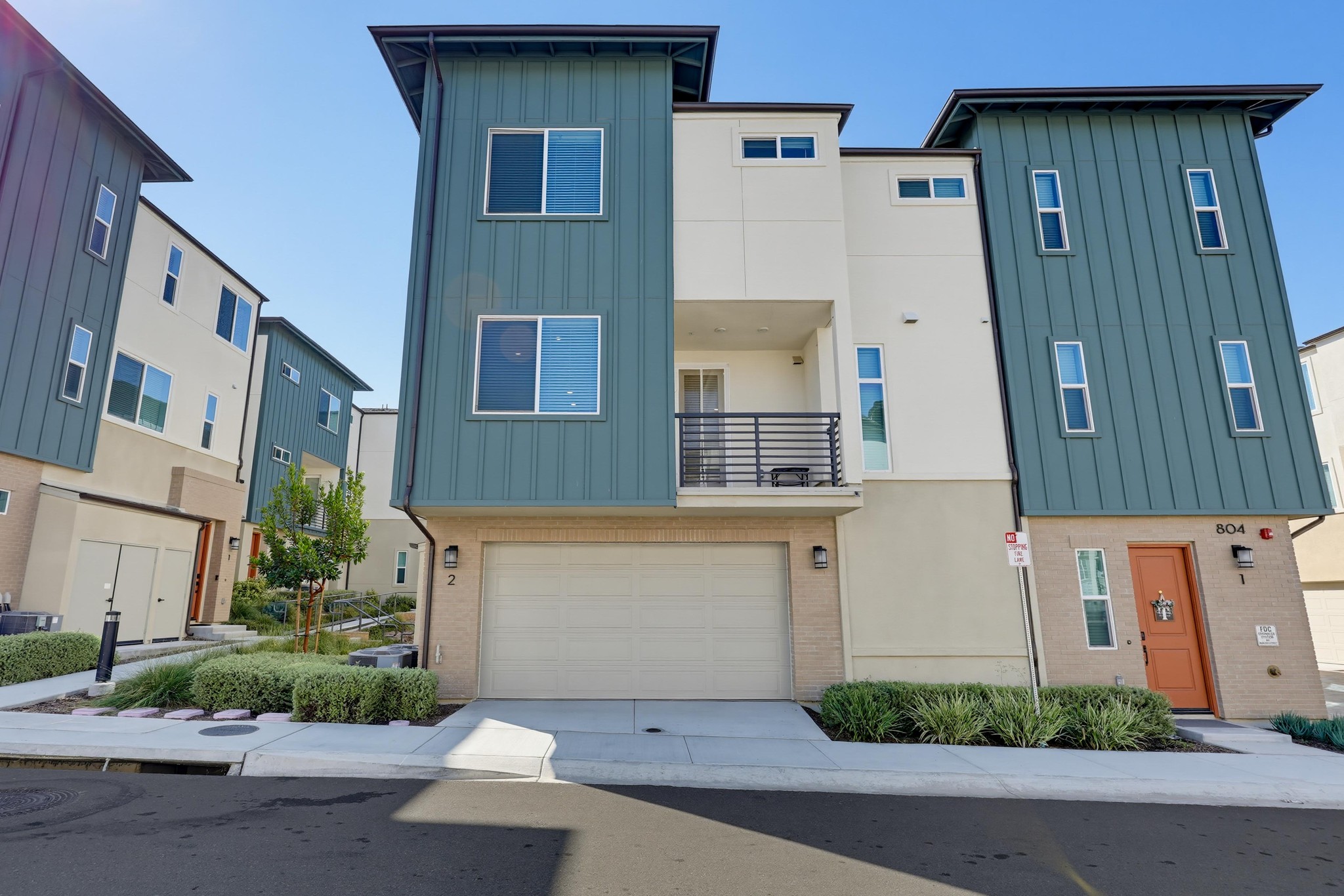 Virtual tour photo 3 of 69 for 804 Makani St #2