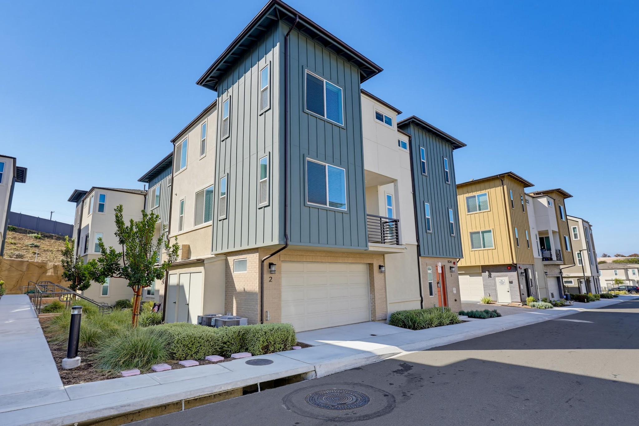 Virtual tour photo 4 of 69 for 804 Makani St #2