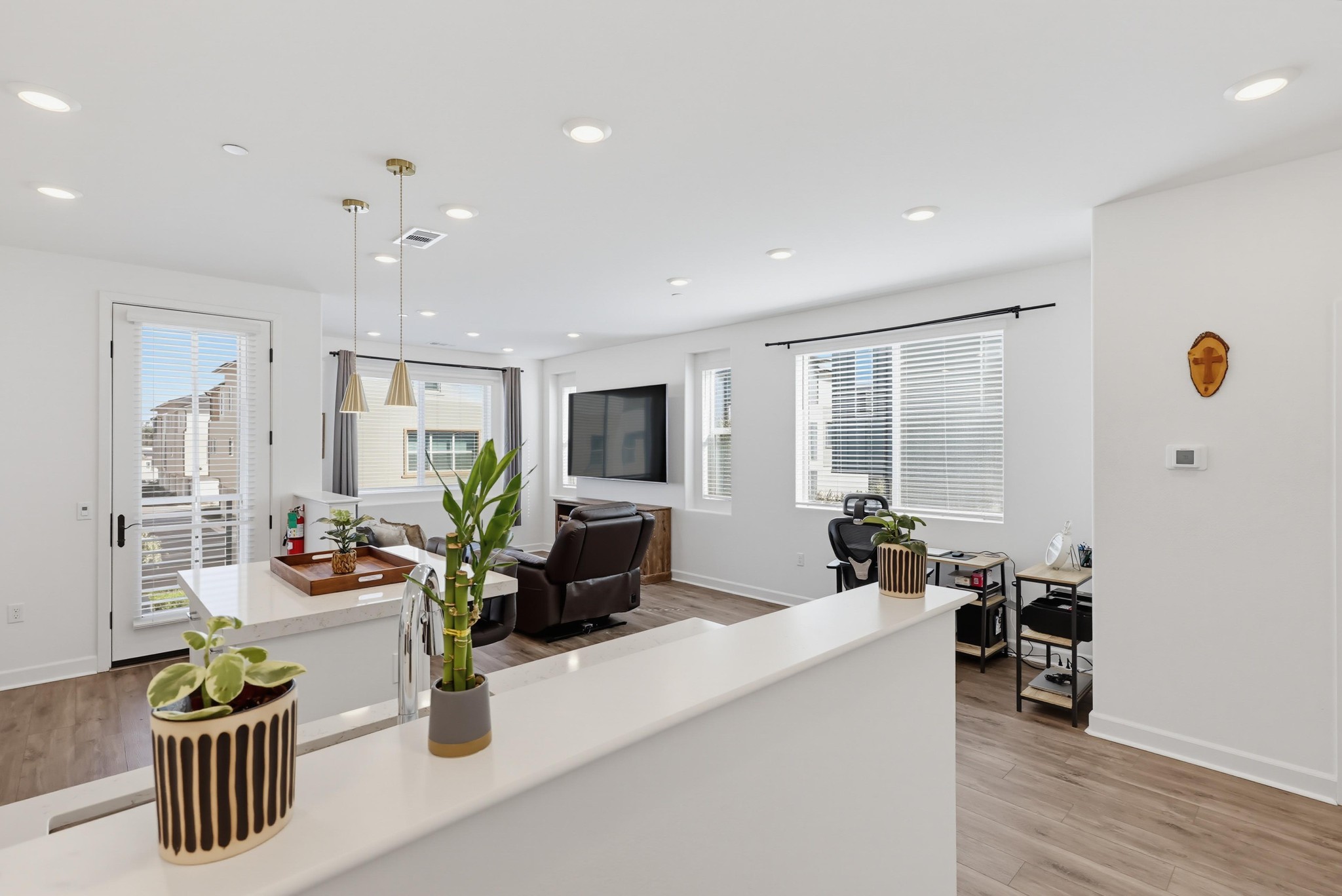 Virtual tour photo 10 of 69 for 804 Makani St #2