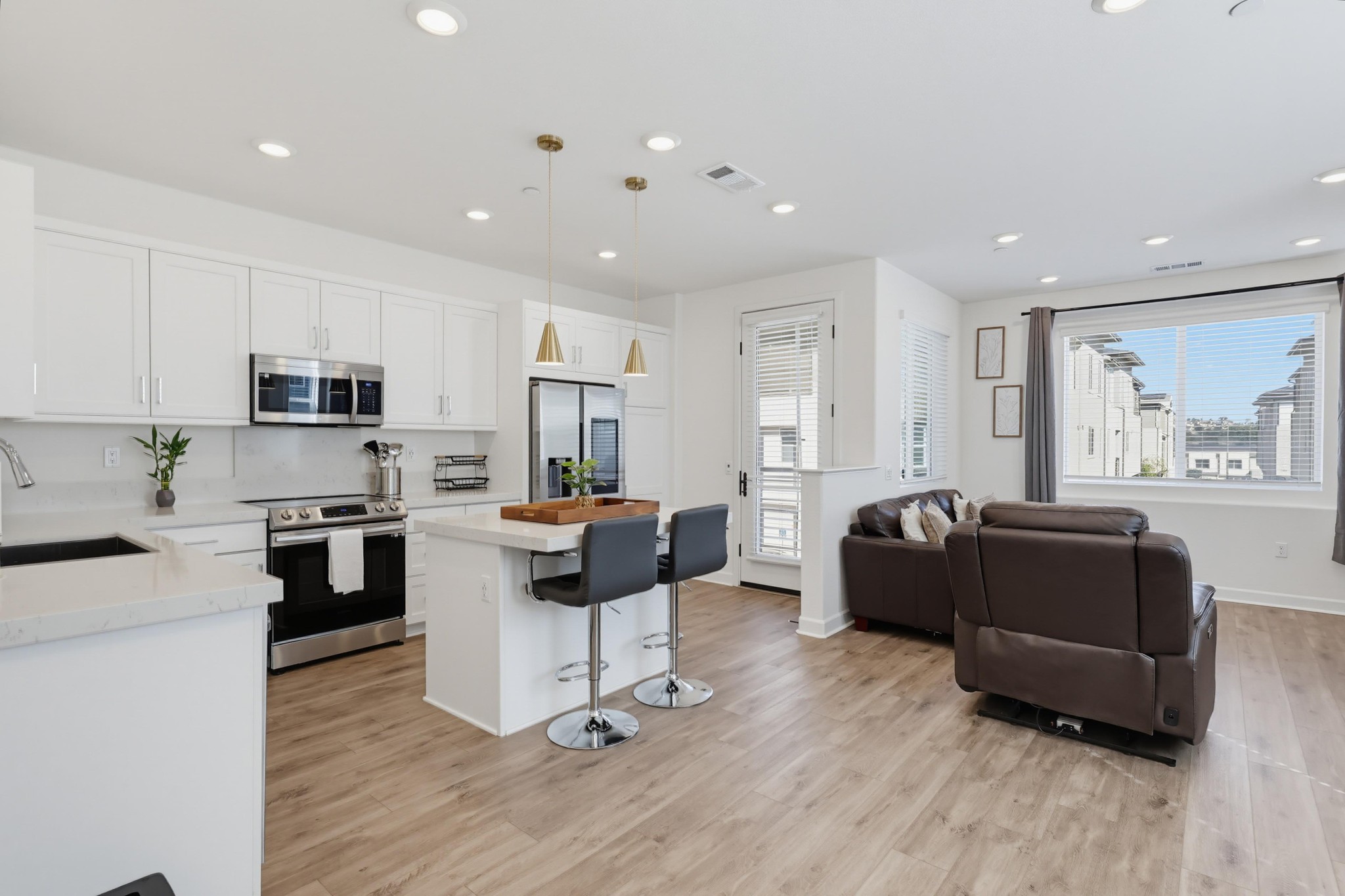 Virtual tour photo 12 of 69 for 804 Makani St #2