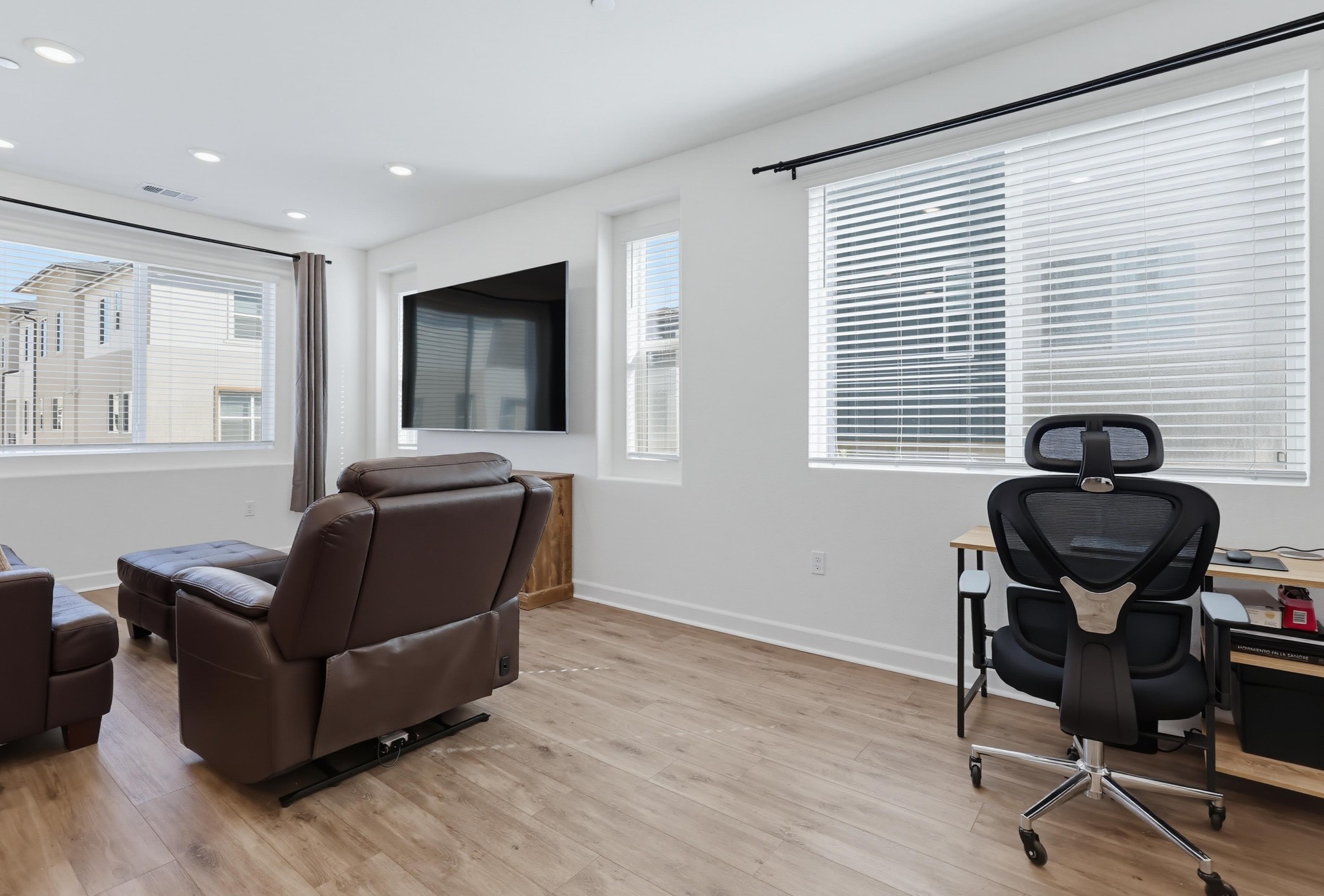 Virtual tour photo 20 of 69 for 804 Makani St #2