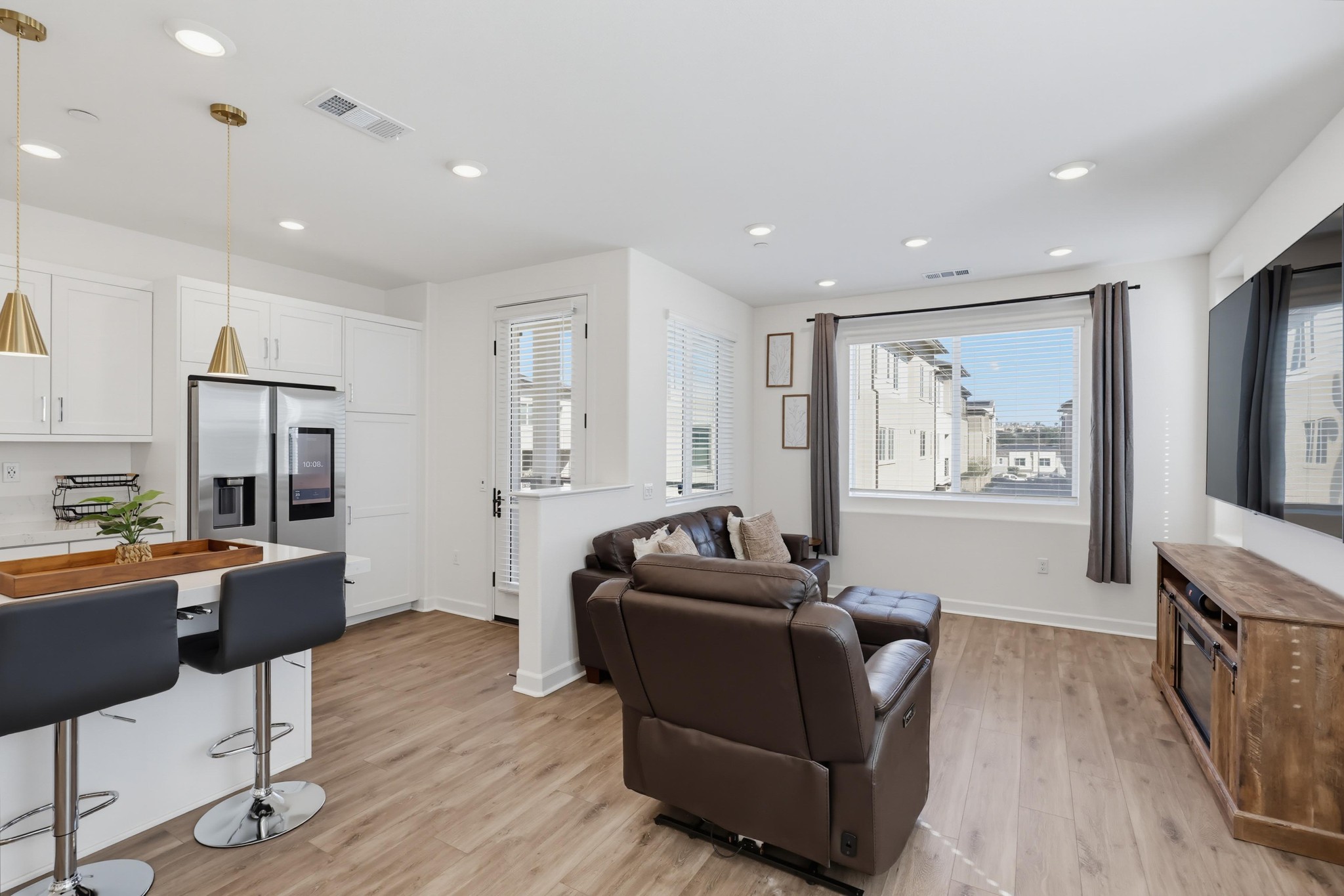 Virtual tour photo 21 of 69 for 804 Makani St #2