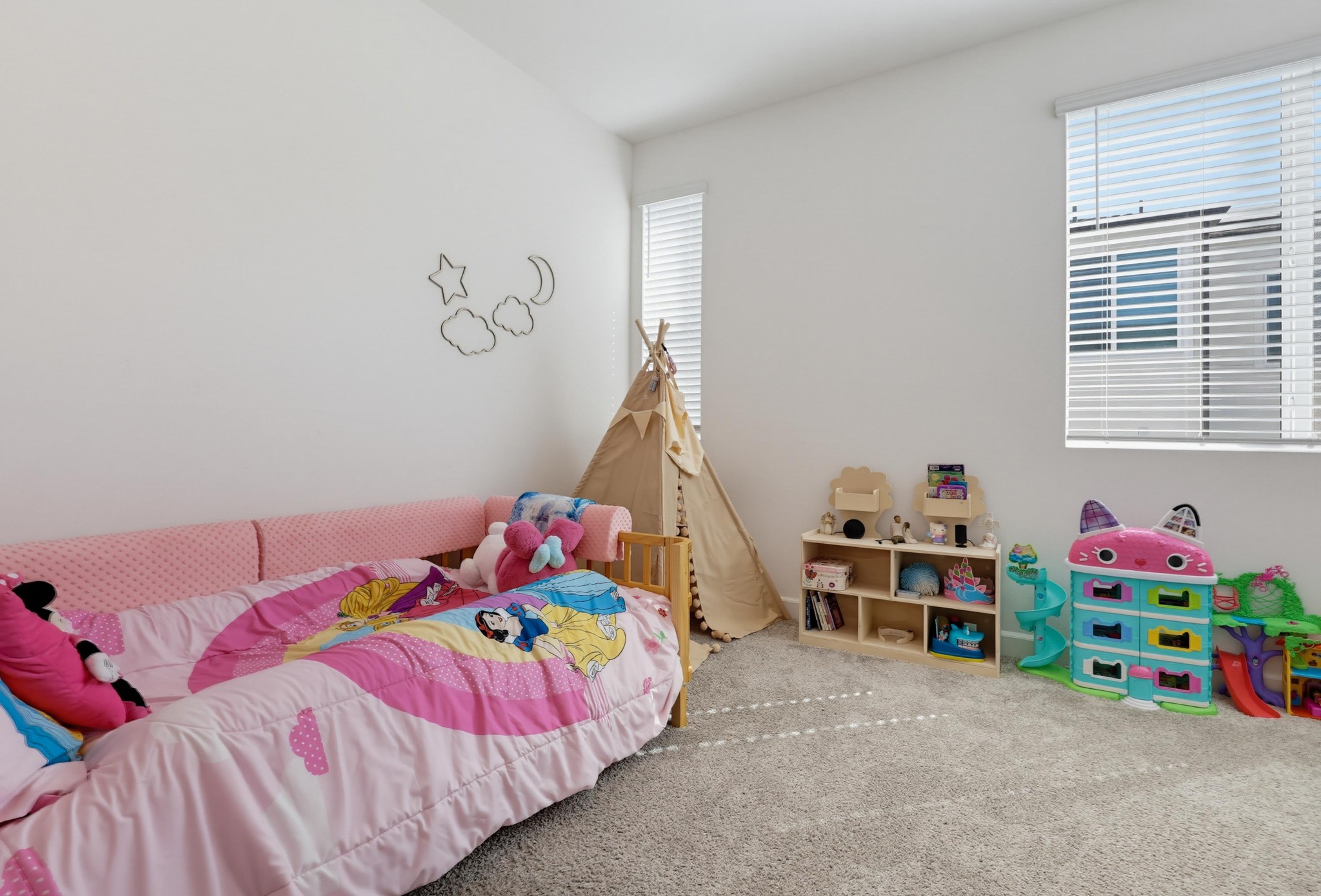 Virtual tour photo 30 of 69 for 804 Makani St #2