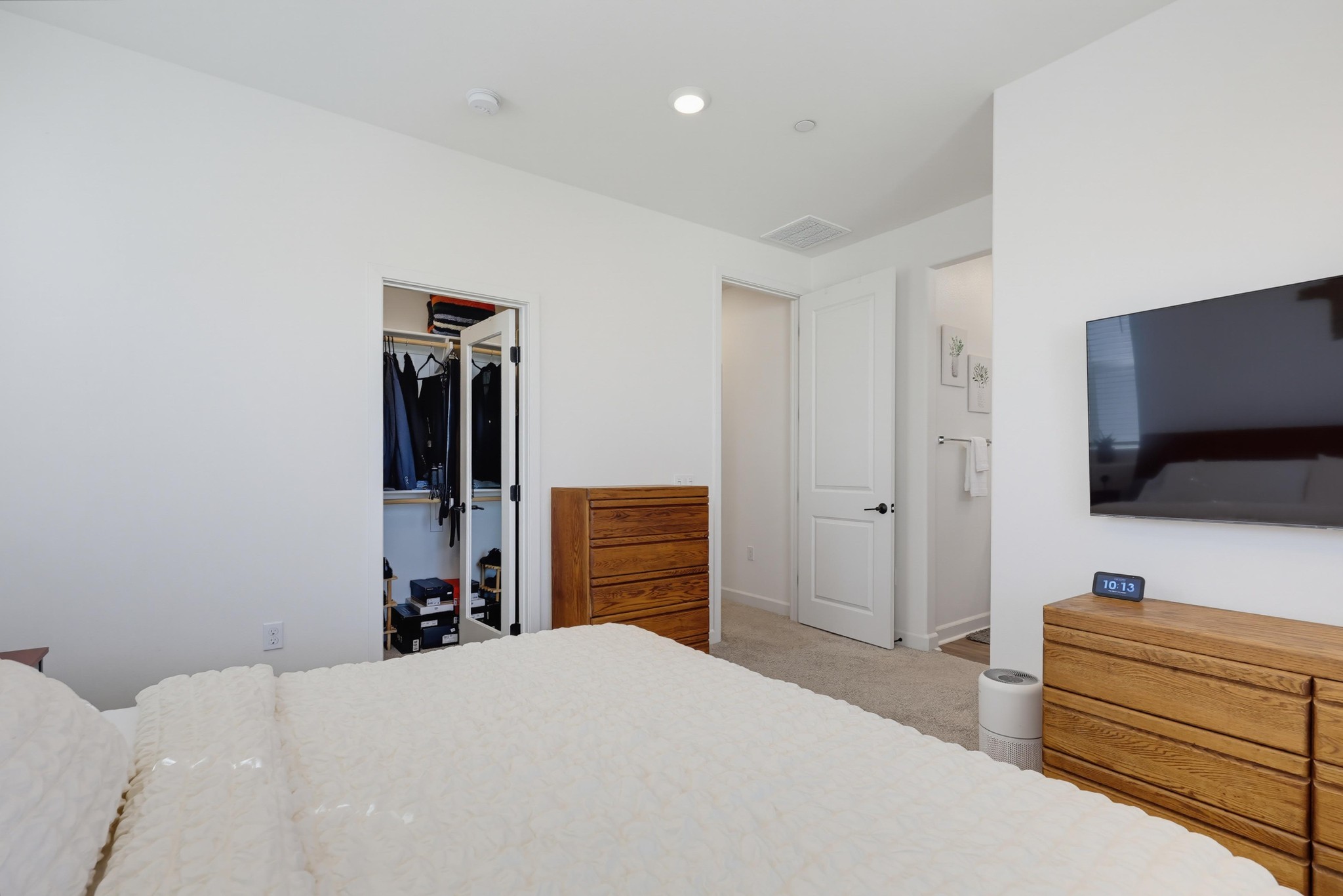 Virtual tour photo 40 of 69 for 804 Makani St #2