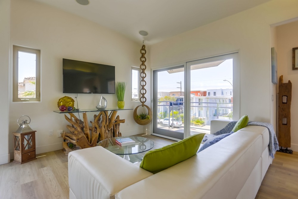 Virtual tour photo 13 of 95 for 804 Nahant Ct #802