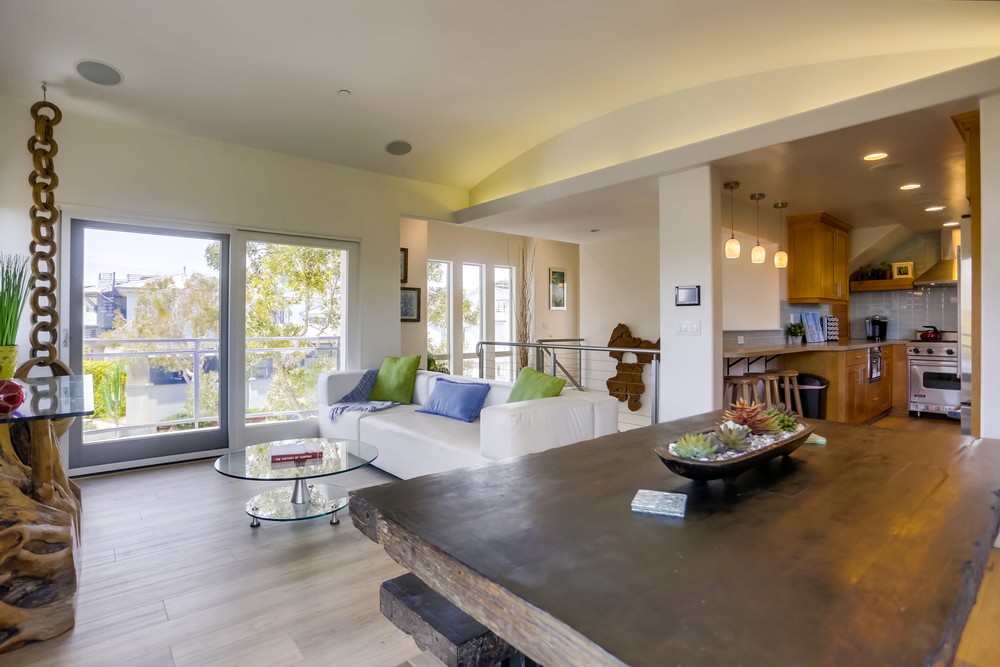 Virtual tour photo 18 of 95 for 804 Nahant Ct #802