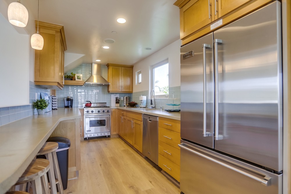 Virtual tour photo 20 of 95 for 804 Nahant Ct #802