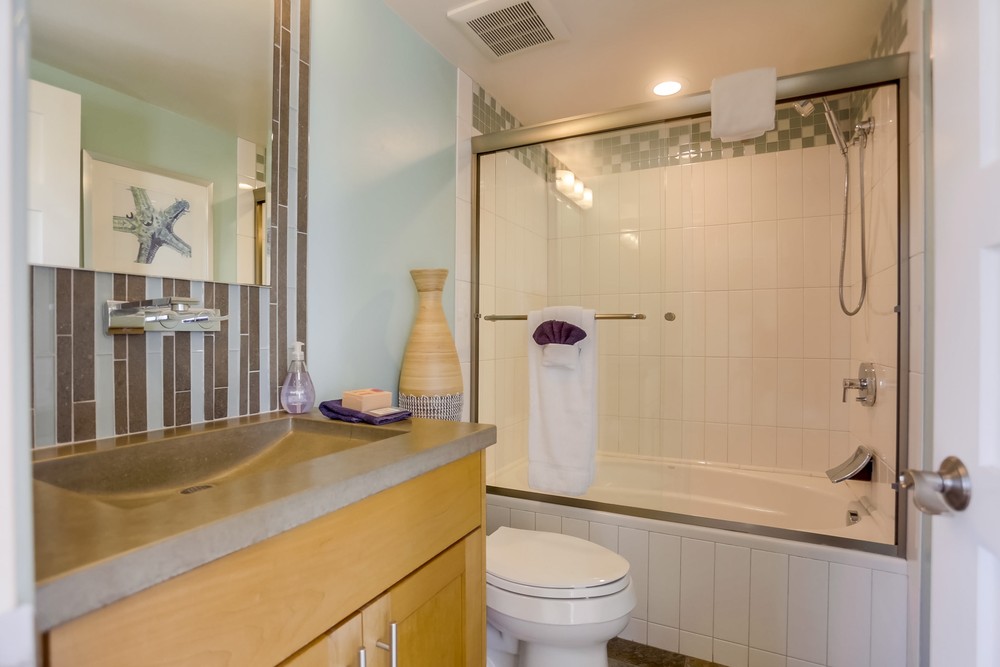 Virtual tour photo 25 of 95 for 804 Nahant Ct #802