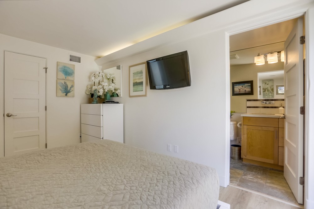 Virtual tour photo 30 of 95 for 804 Nahant Ct #802
