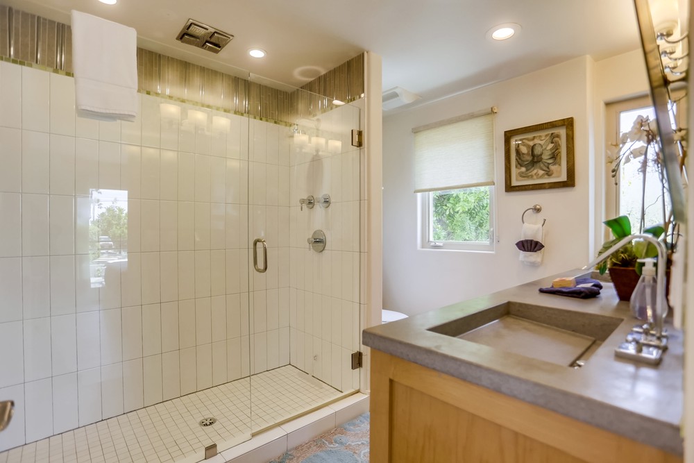 Virtual tour photo 37 of 95 for 804 Nahant Ct #802