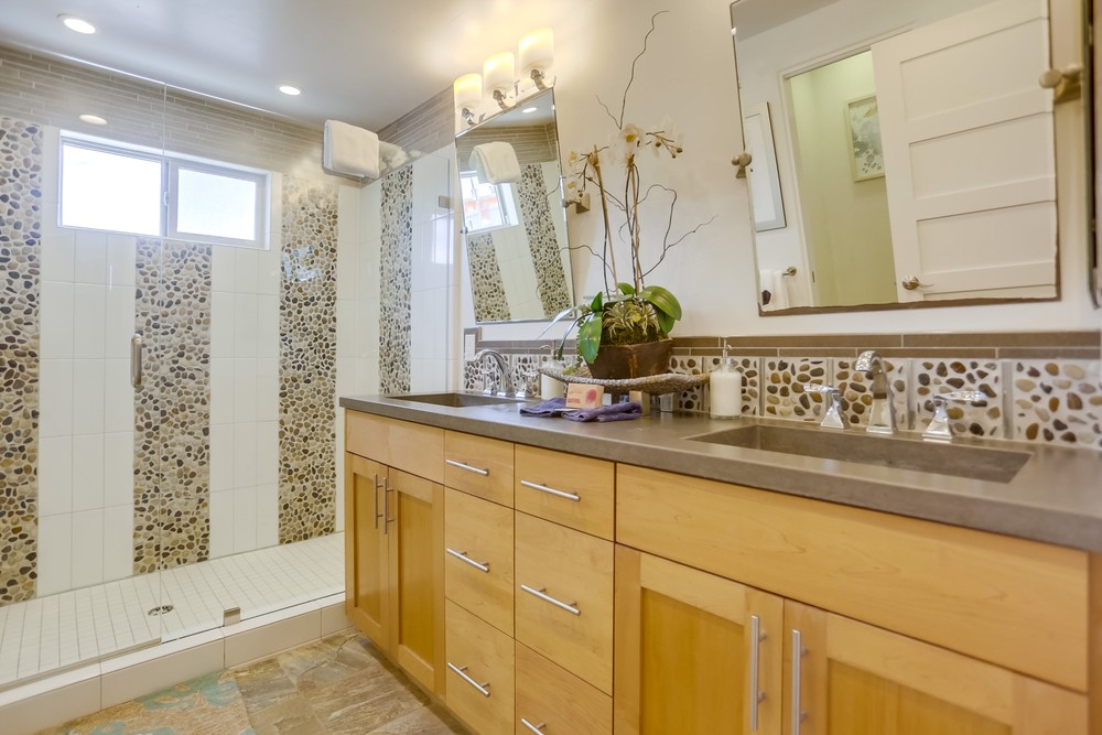 Virtual tour photo 76 of 95 for 804 Nahant Ct #802