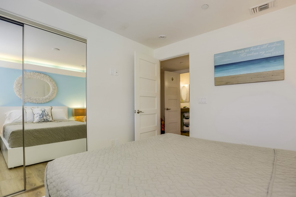 Virtual tour photo 85 of 95 for 804 Nahant Ct #802