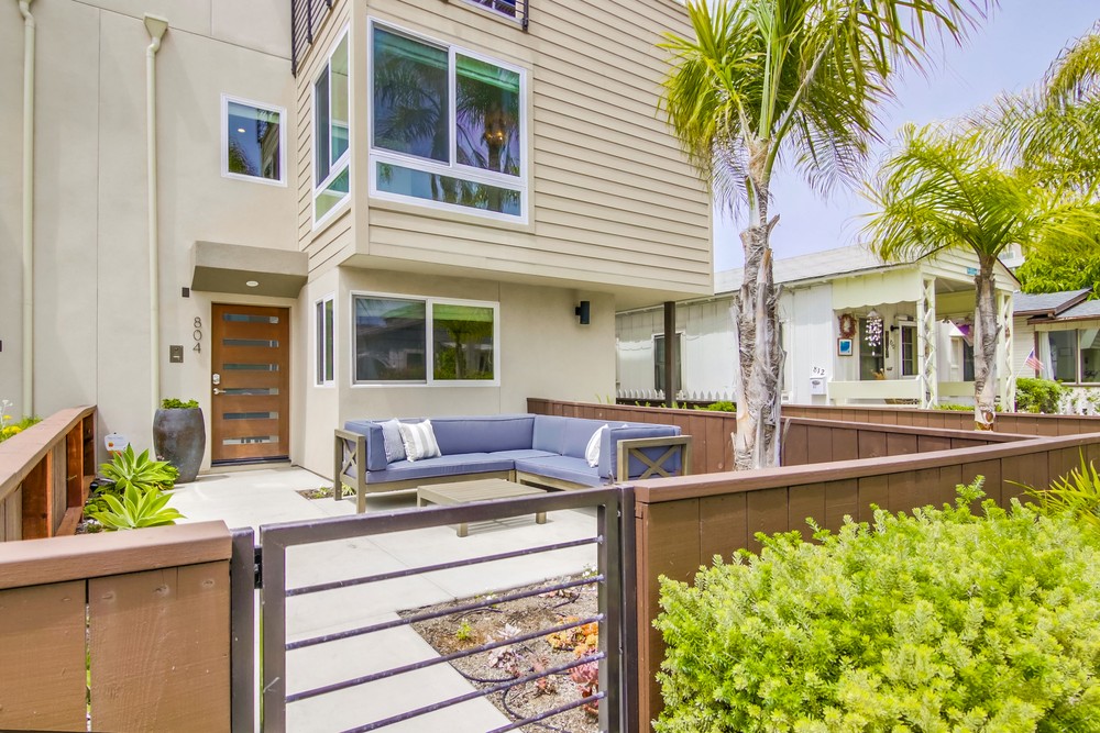 Virtual tour photo 4 of 47 for 804 Ostend Ct