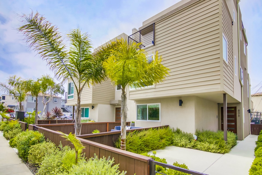 Virtual tour photo 5 of 47 for 804 Ostend Ct