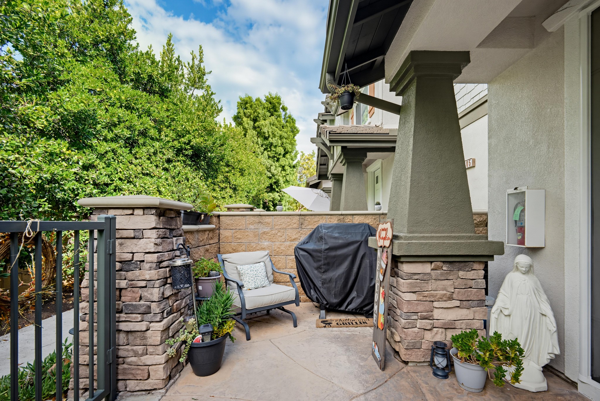 Virtual tour photo 10 of 60 for 8048 Tulsa Pl Unit 106
