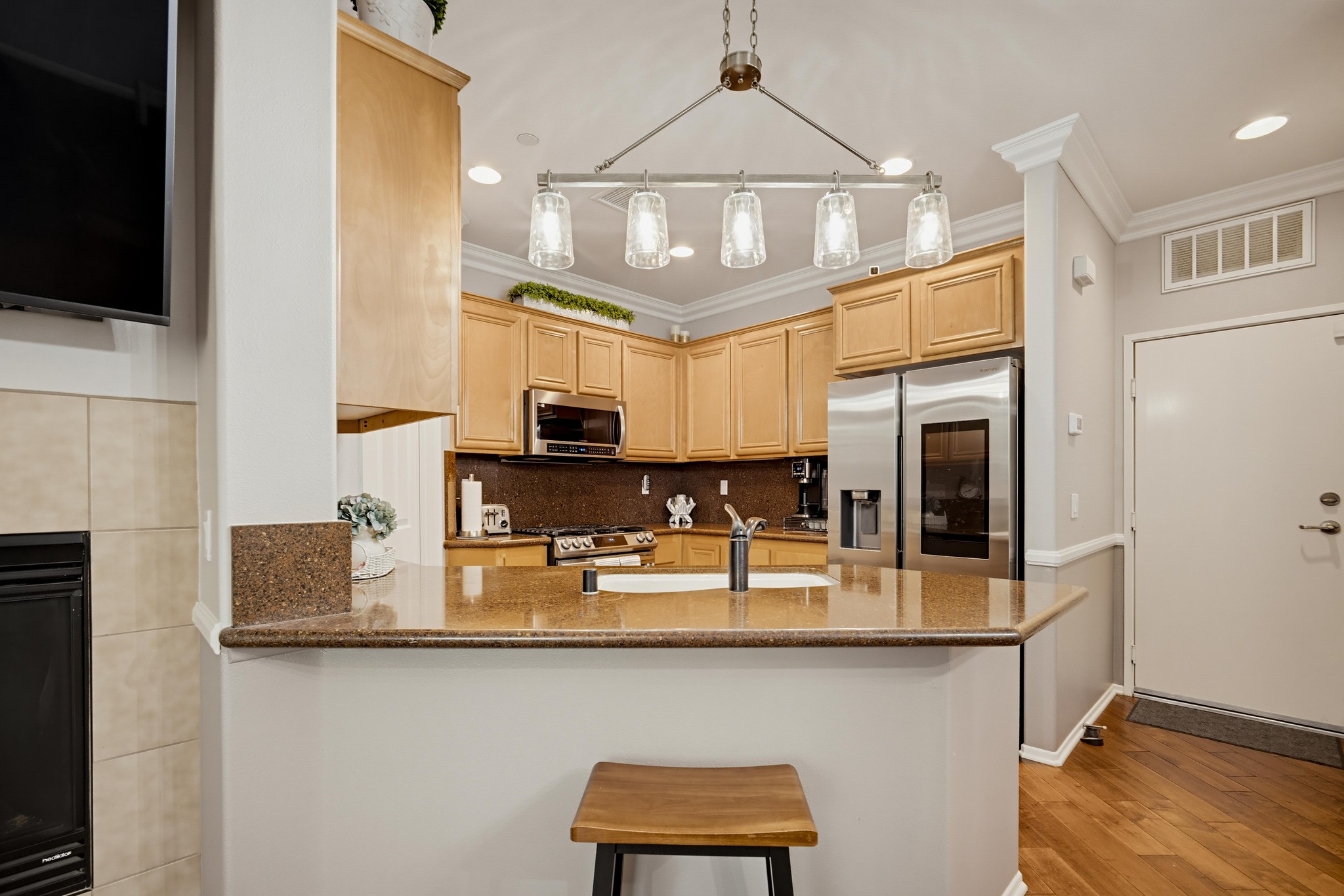 Virtual tour photo 21 of 60 for 8048 Tulsa Pl Unit 106