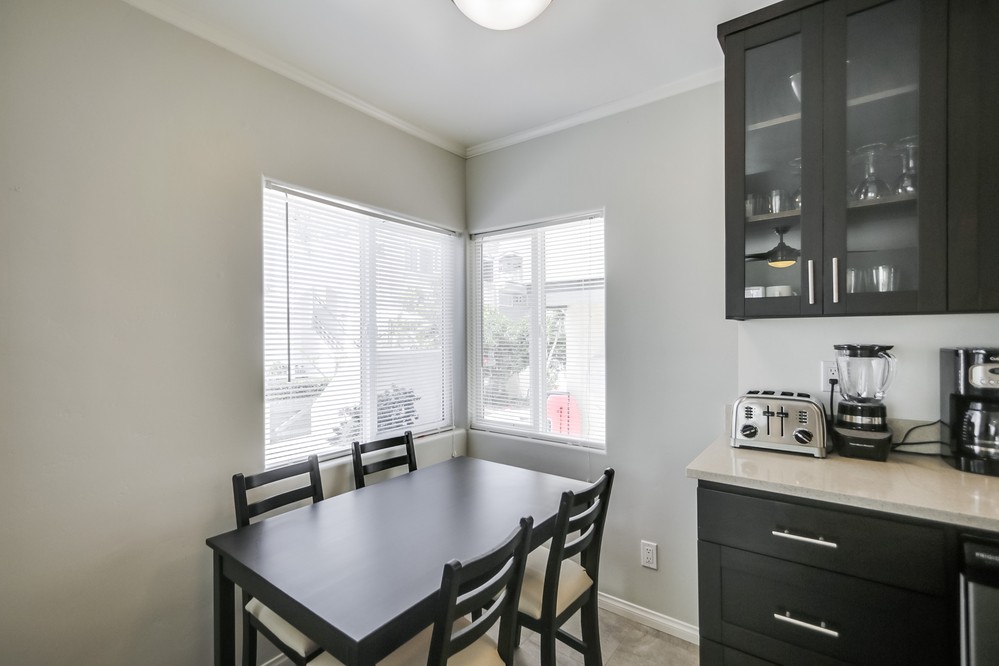 Virtual tour photo 9 of 25 for 805 Manhattan Court